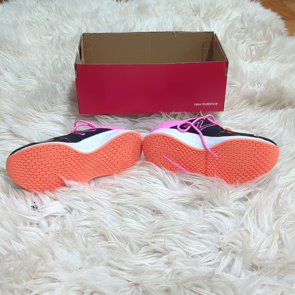 Brand new New Balance shoes - Picture 2 of 5